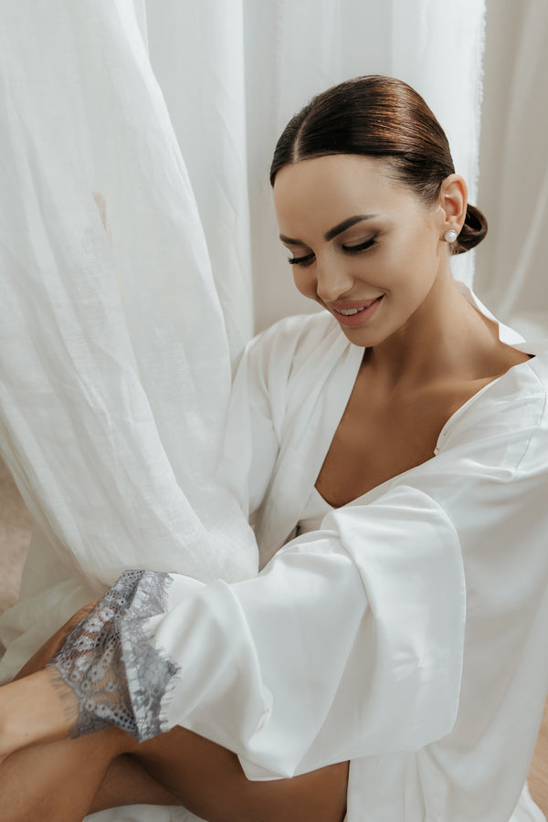 White nighties and robe with lace + initials